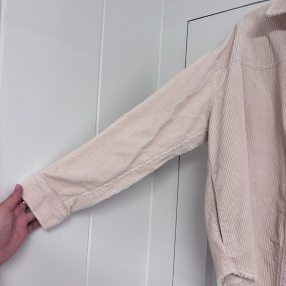 Zara Corduroy Oversized Cropped Cream Jacket Small - Picture 3 of 8